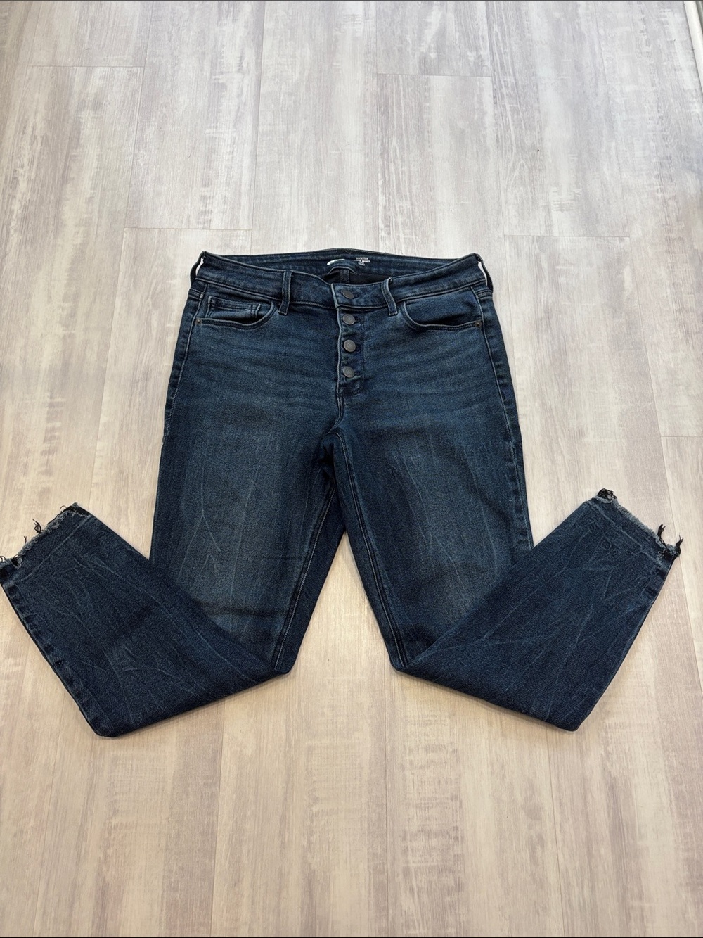 Old Navy Dark Wash High-Rise Button-Fly Cropped Jeans